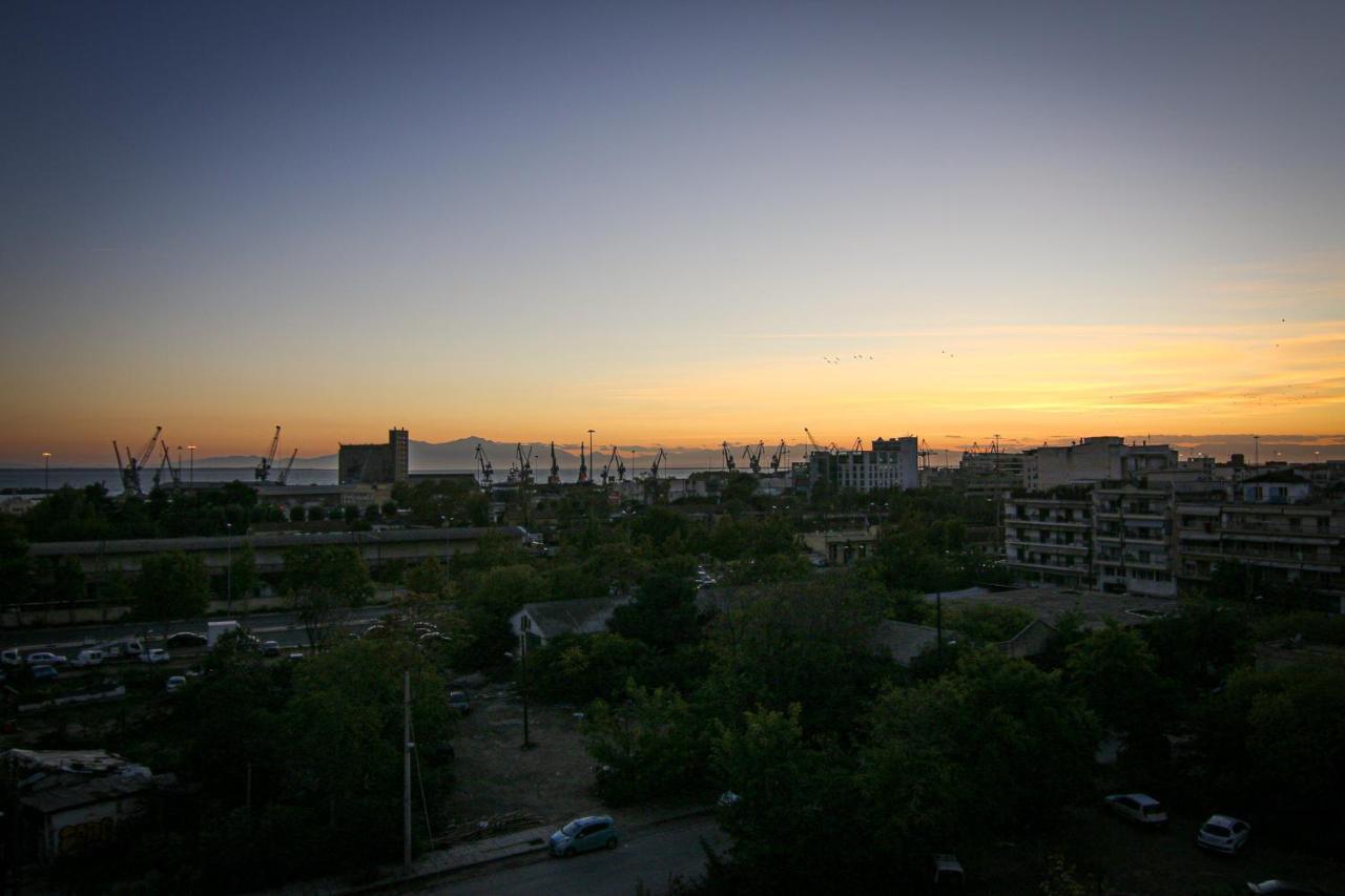 La Place De La Gare Suites - New Subway Station Thessaloniki Buitenkant foto